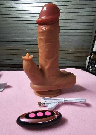 Up-Down Dildo With Tongue