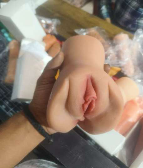 2in 1 Vanny Pussy